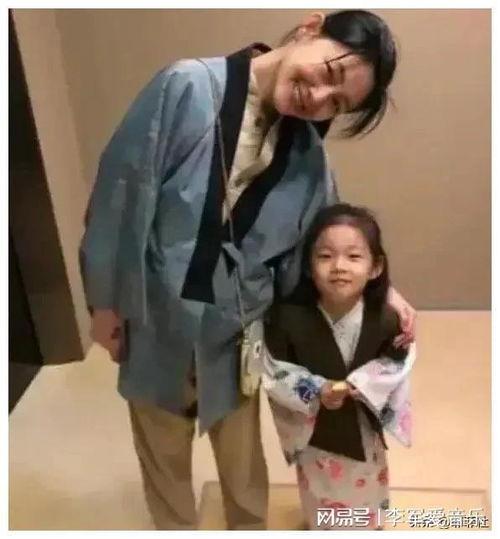 娱乐圈吃瓜短剧,揭秘明星背后的那些事