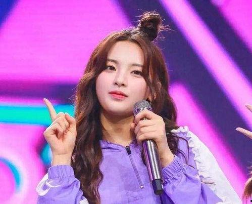 娱乐吃瓜锦鲤女星百度云,揭秘百度云背后的吃瓜故事