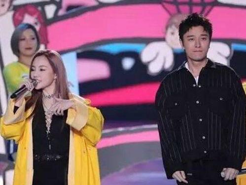 娱乐圈吃瓜群众直播视频,吃瓜群众视角下的明星幕后生活