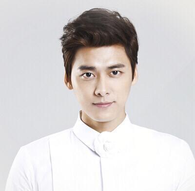 娱乐吃瓜男艺人走红,吃瓜男艺人如何一夜走红